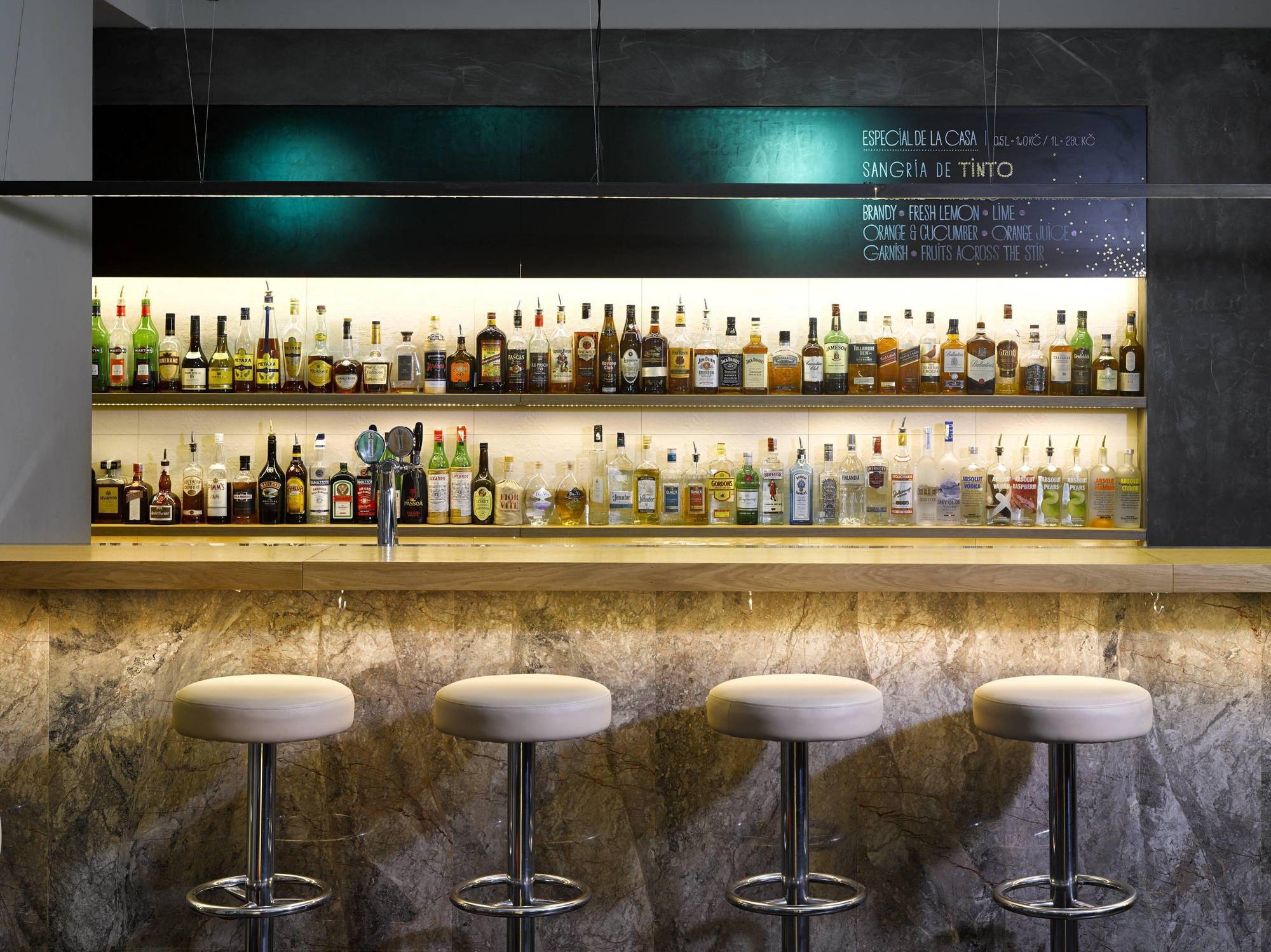 Hotell The Icon & Lounge Prag