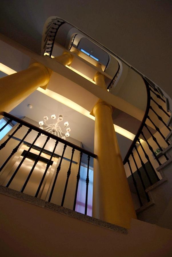 Hotell The Icon & Lounge 4*